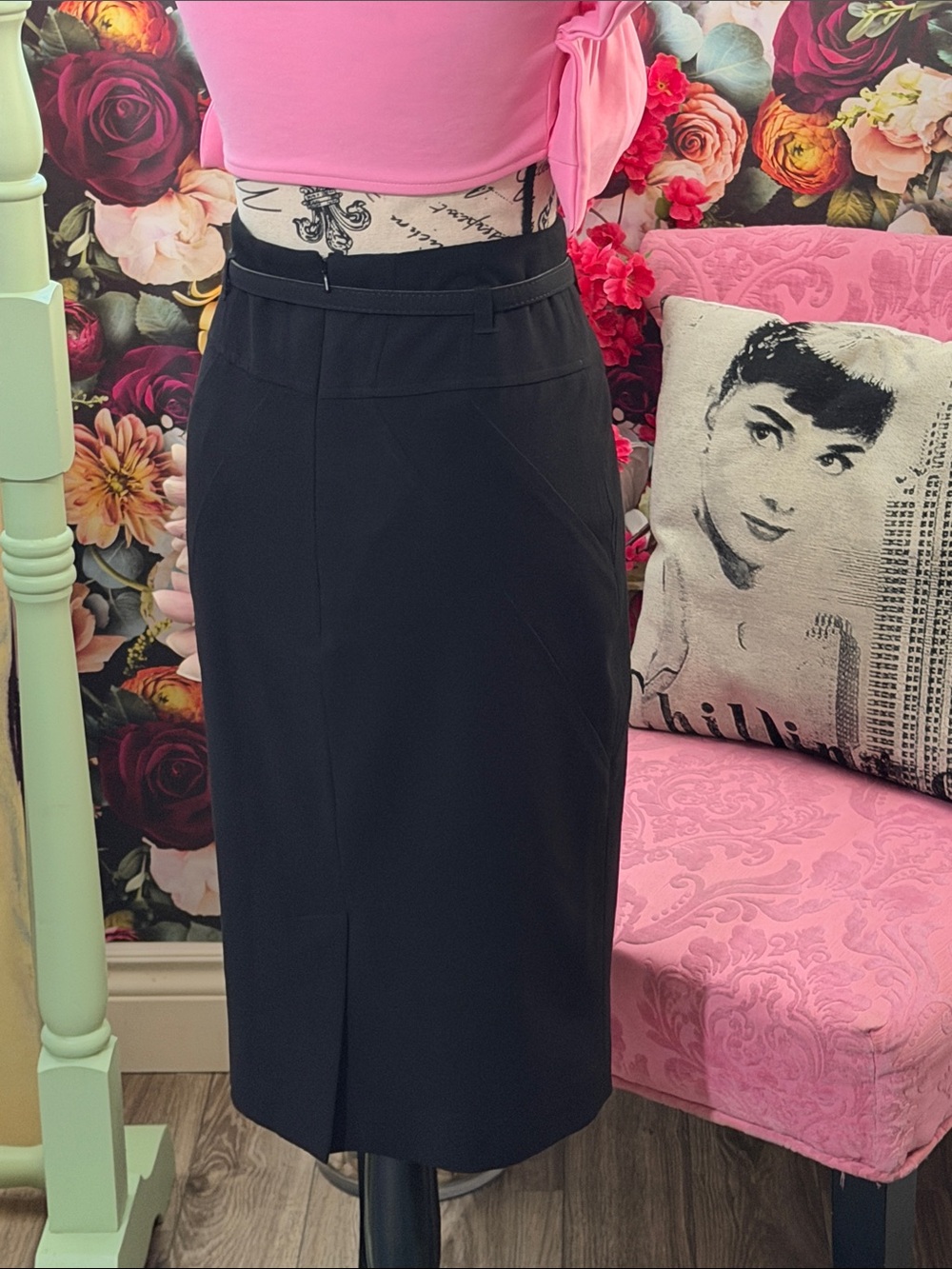 cleo Black High-Waist Pencil Skirt with Slim Waistband - Picture 15 of 16